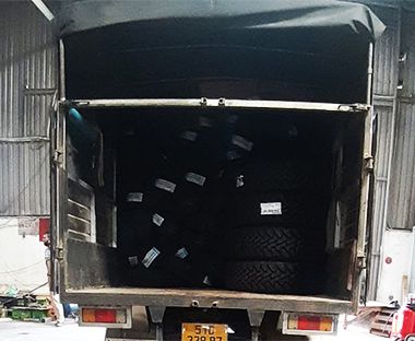 Thuê xe tải chở hàng nhanh chóng tại Phường Bình Chiểu giá rẻ - 0983 440 454